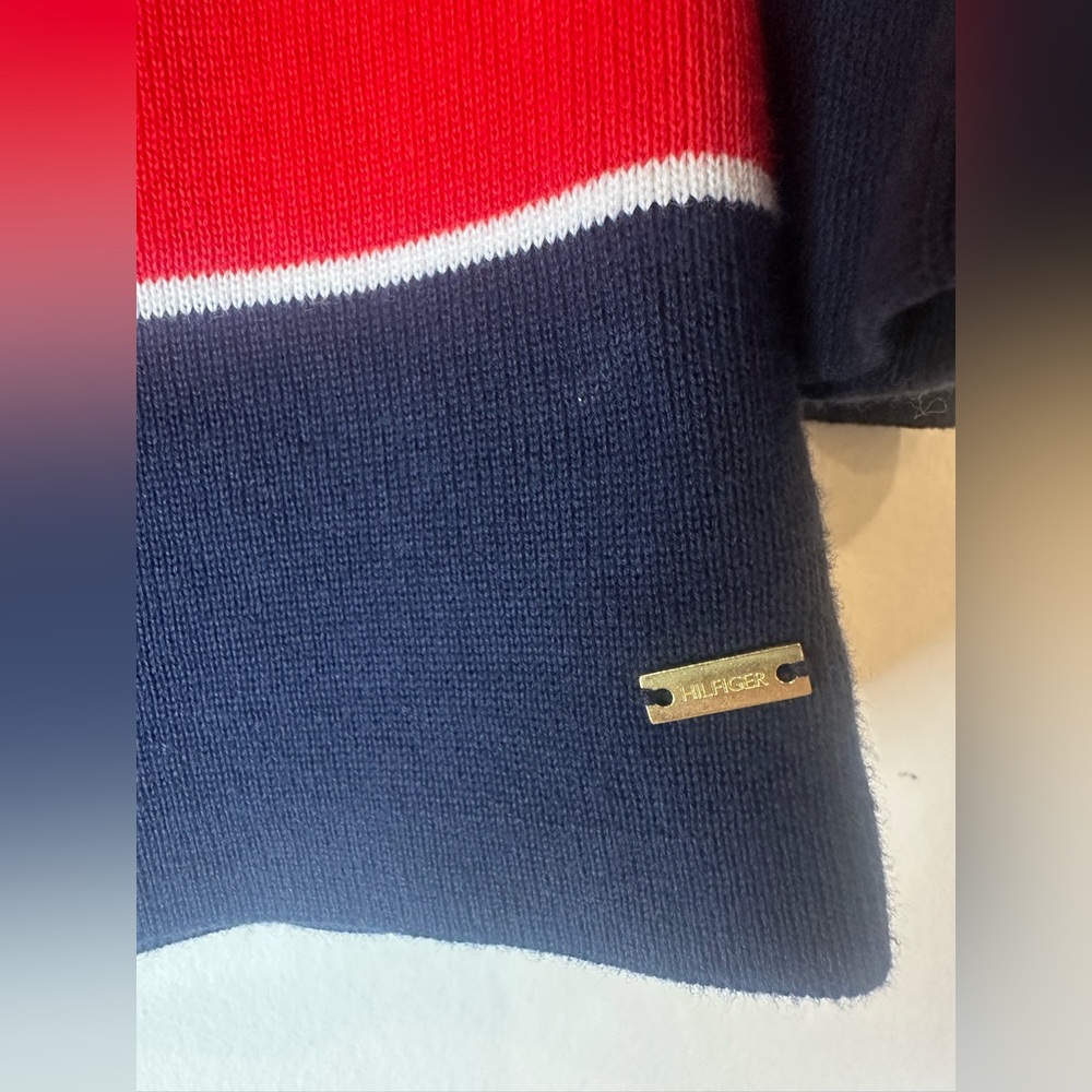 NWT  Tommy Hilfiger Sz XL Bust 36" Striped Red and Navy Boatneck Top B23 - Picture 6 of 6